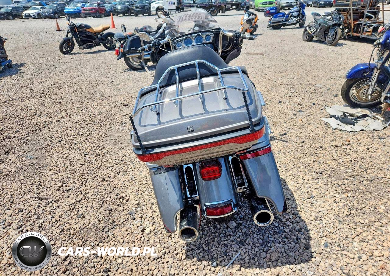 2016 Harley-Davidson Flhtk Ultra Limited VIN:1HD1KEL1XGB626667 - 4
