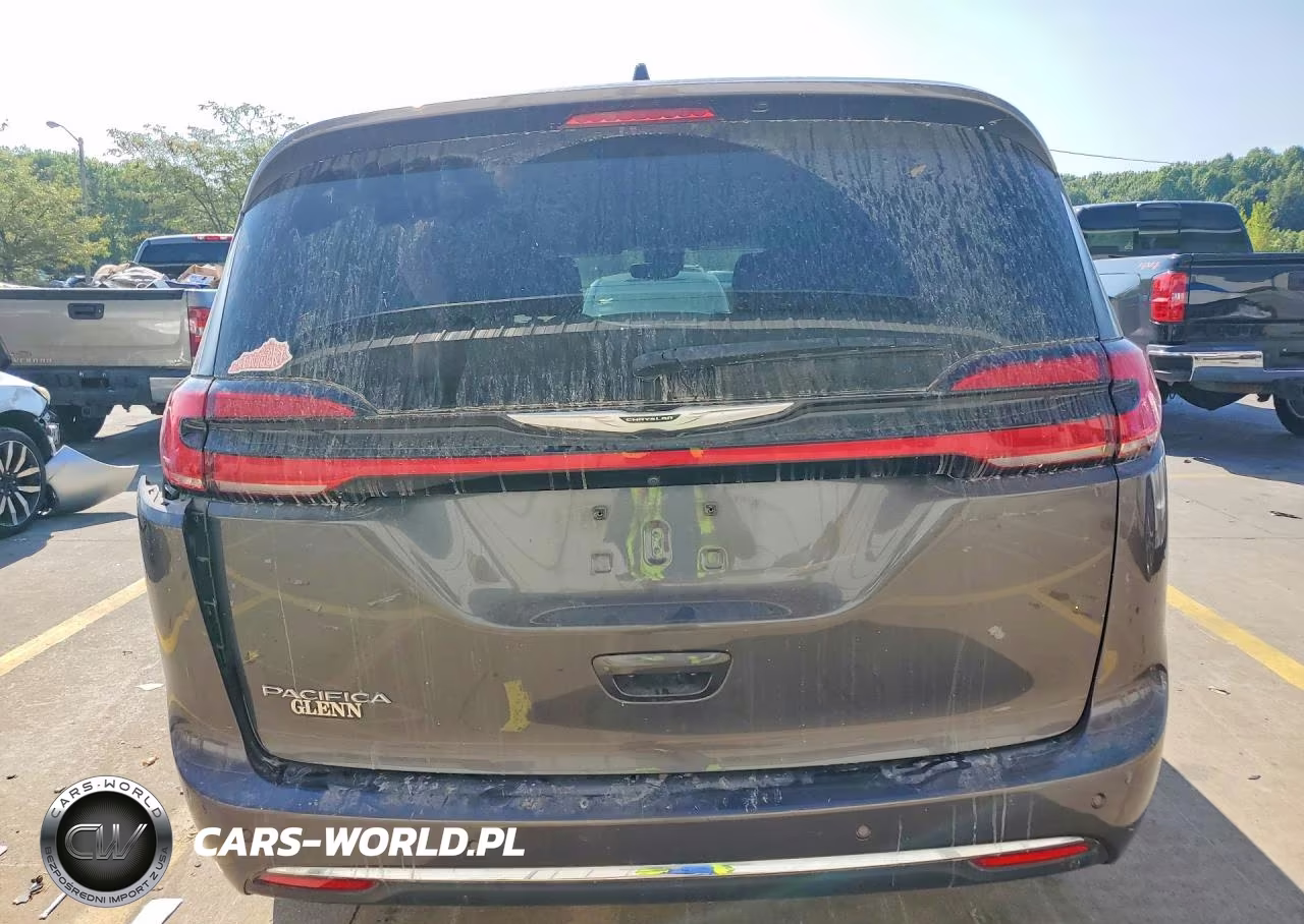 2023 Chrysler Pacifica Touring L VIN:2C4RC1BG3PR520482 - 6