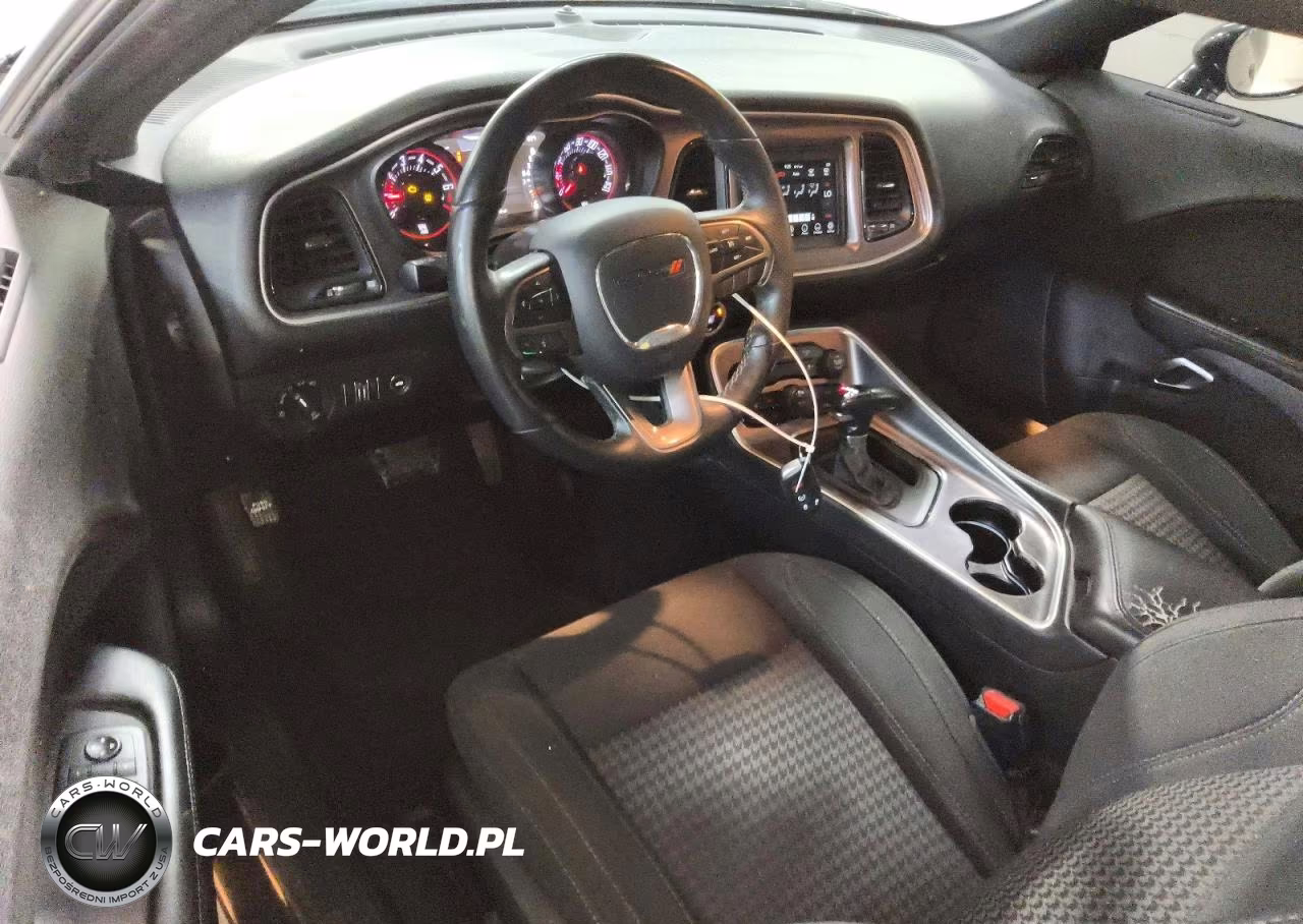 2019 Dodge Challenger Sxt VIN:2C3CDZAG0KH566681 - 8