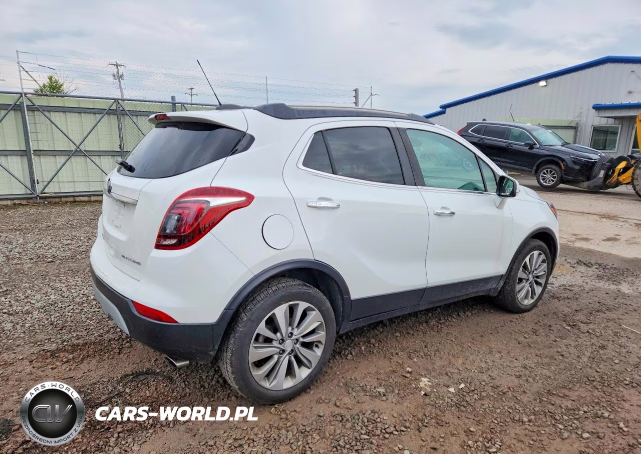 2018 Buick Encore Preferred VIN:KL4CJASB9JB638813 - 3