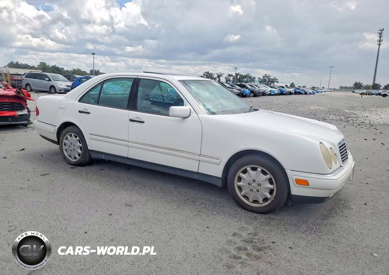 1999 Mercedes-Benz E 320 VIN:WDBJF65H8XA933734 - 4