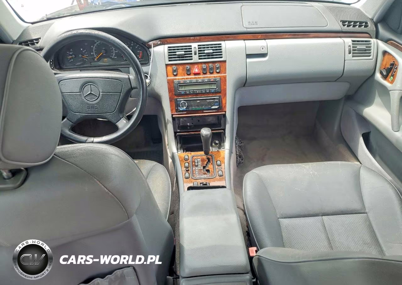 1999 Mercedes-Benz E 320 VIN:WDBJF65H8XA933734 - 8