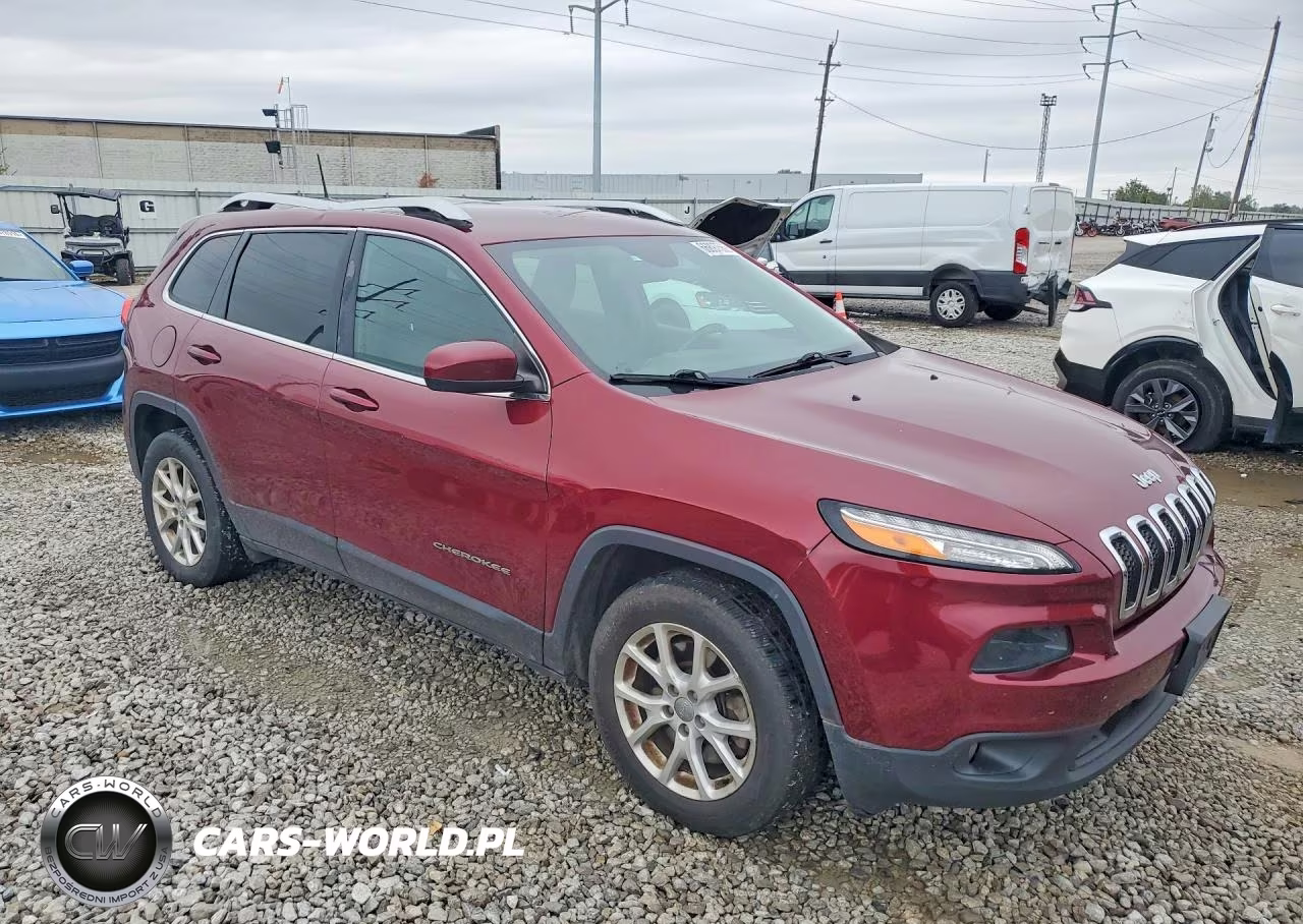 2018 Jeep Cherokee Latitude VIN:1C4PJLCB2JD612043 - 4