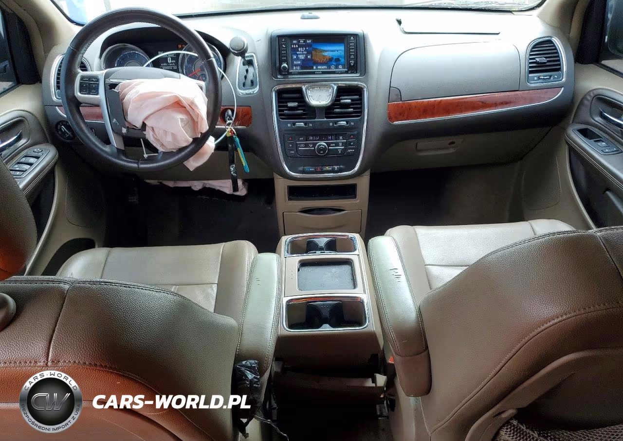 2014 Chrysler Town & Country Touring VIN:2C4RC1BG2ER232143 - 8