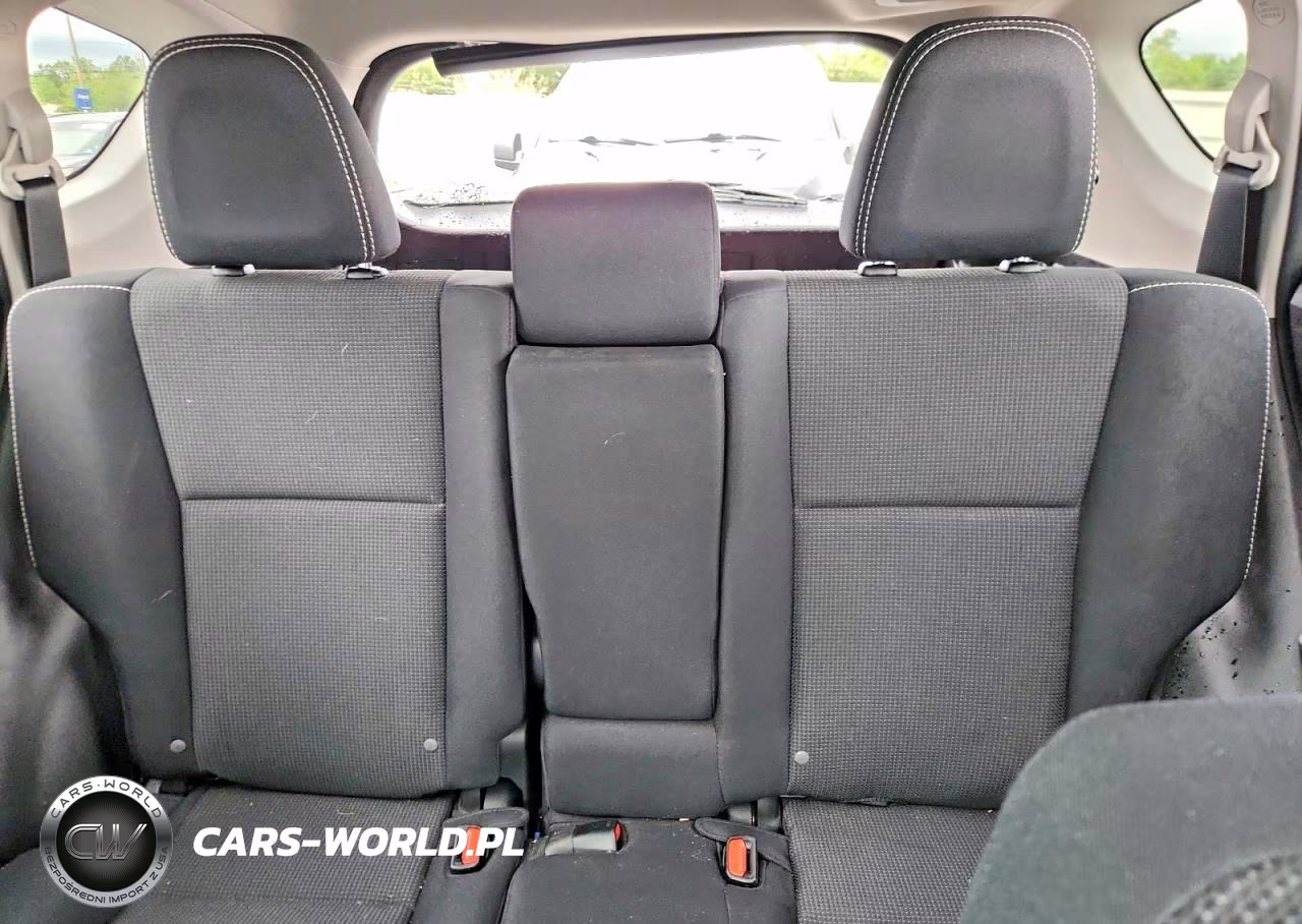 2017 Toyota Rav4 Xle VIN:2T3RFREV2HW685236 - 10
