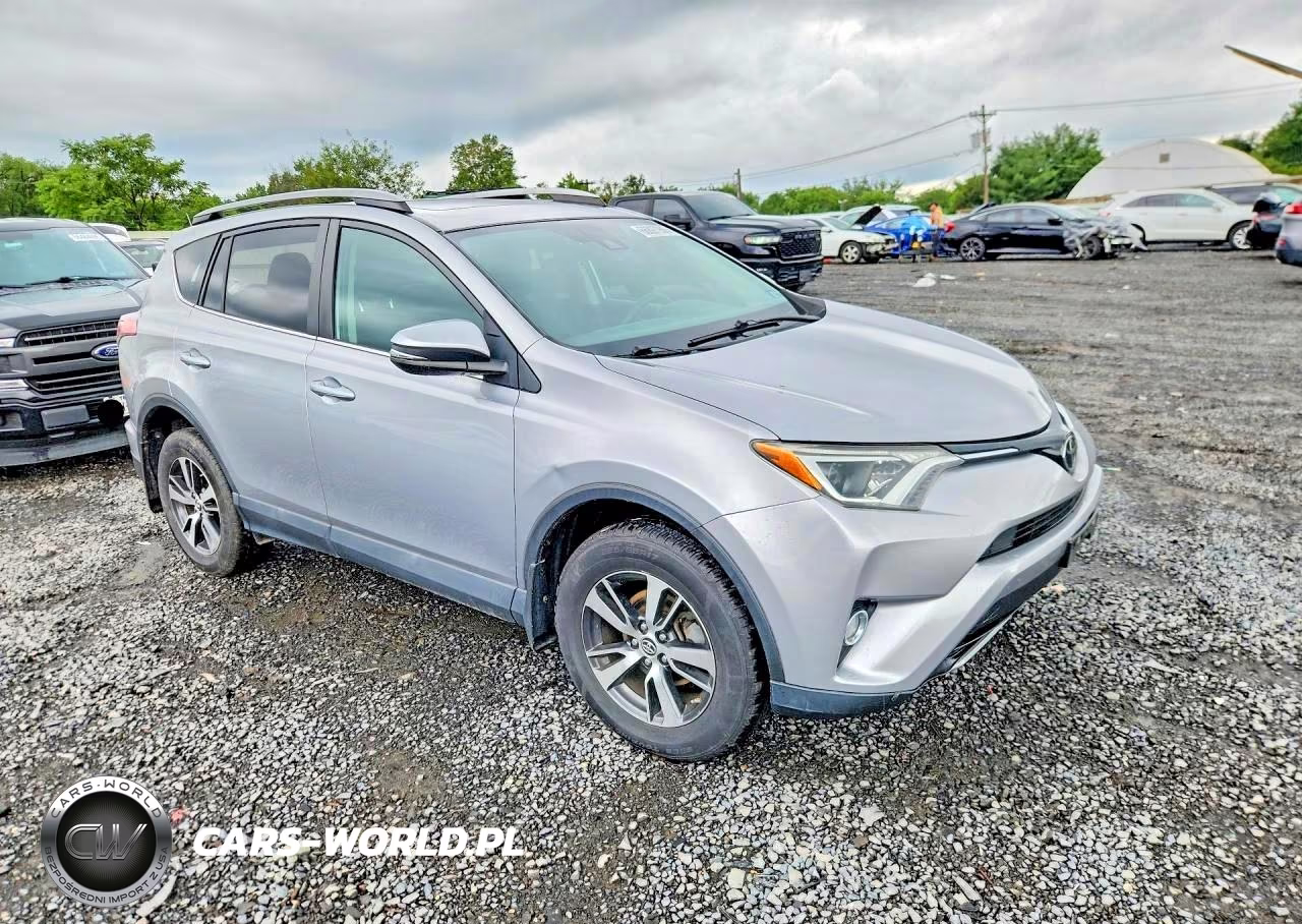 2017 Toyota Rav4 Xle VIN:2T3RFREV2HW685236 - 4