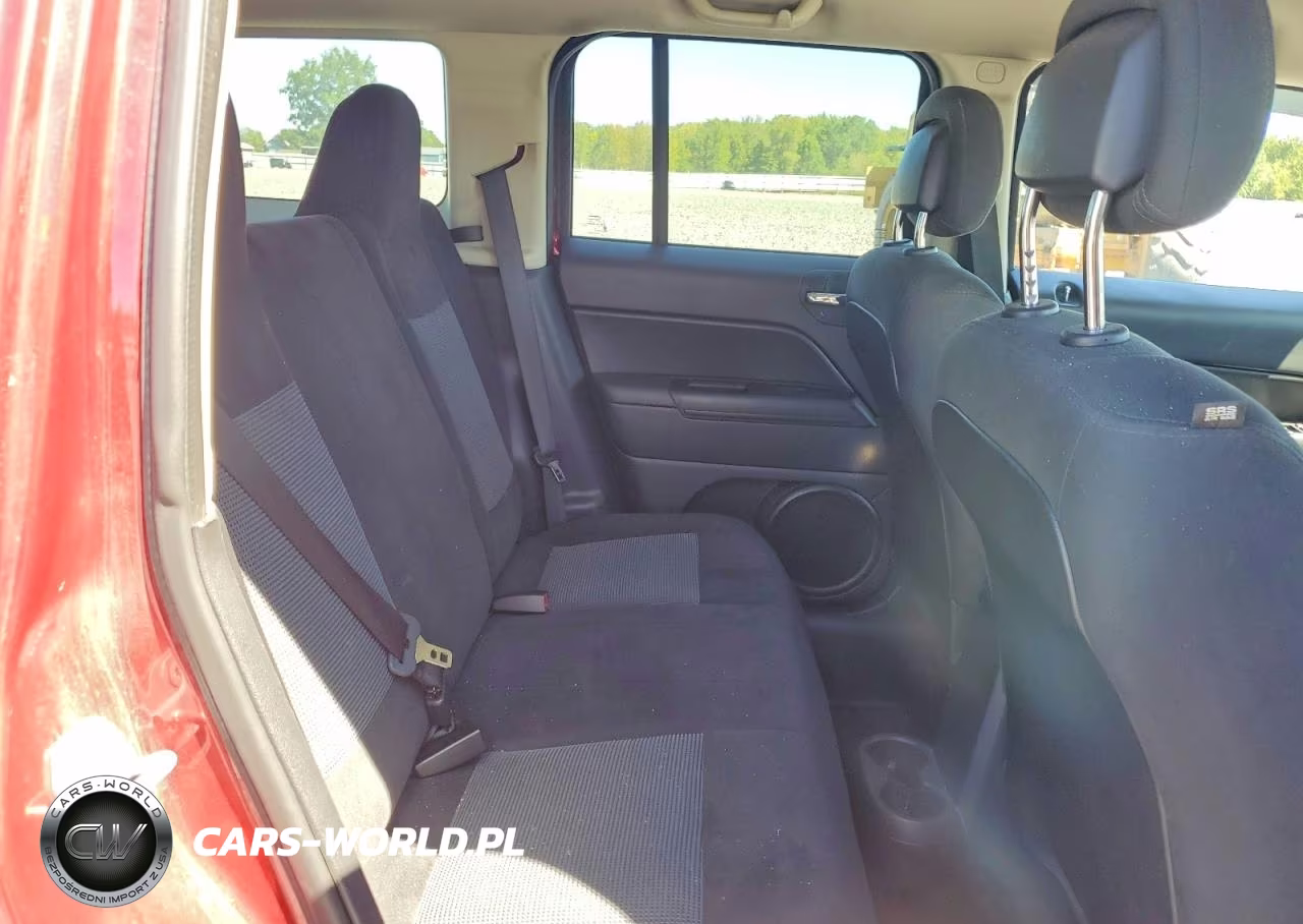 2016 Jeep Patriot Sport VIN:1C4NJRBB2GD508978 - 11