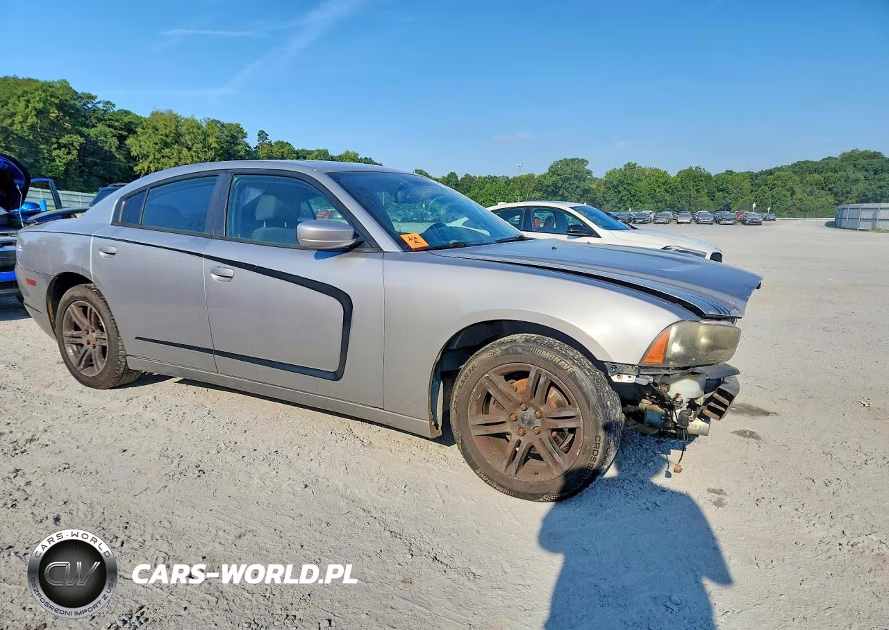 2011 Dodge Charger VIN:2B3CL3CG1BH556171 - 4