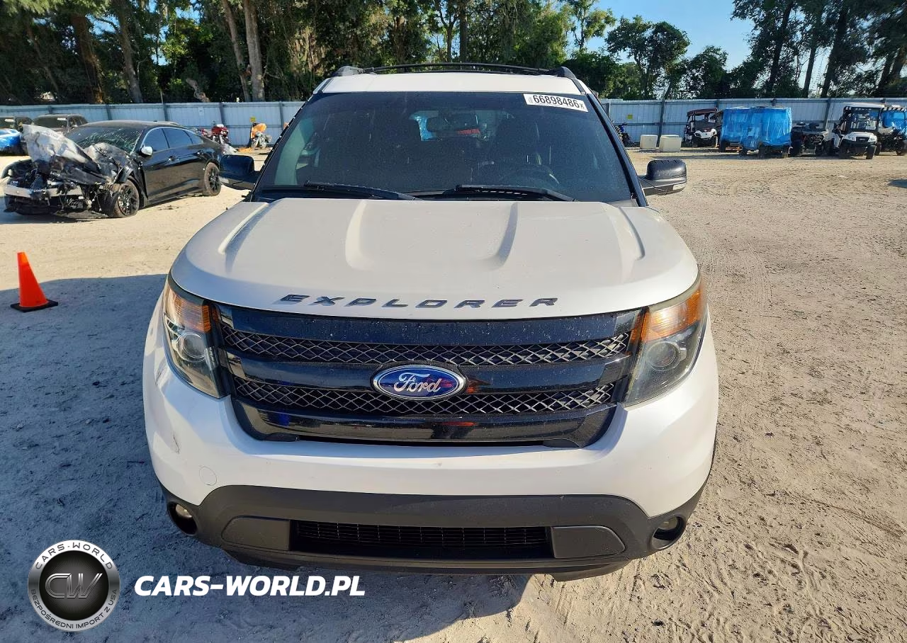 2015 Ford Explorer Sport VIN:1FM5K8GT7FGC11769 - 5