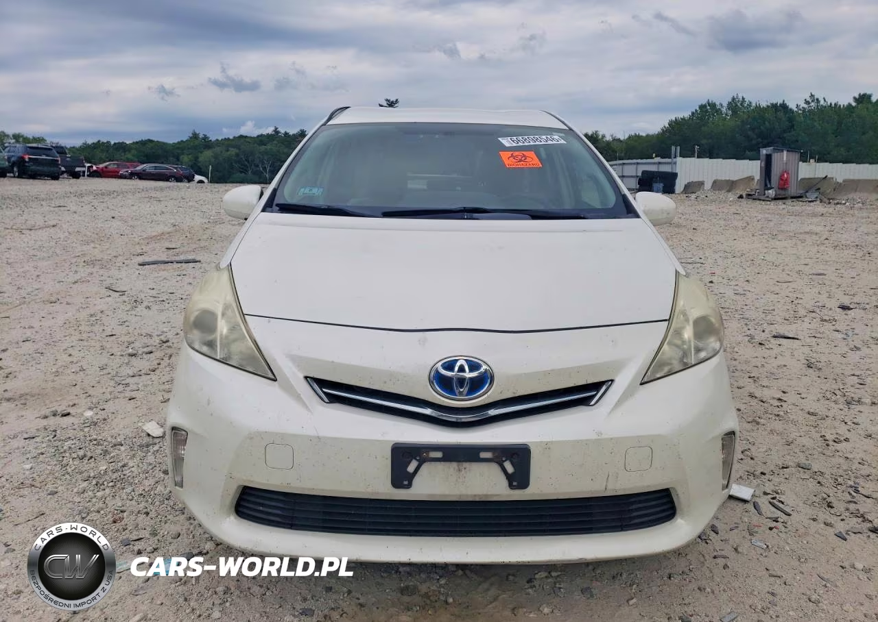 2013 Toyota Prius V Three VIN:JTDZN3EUXD3230865 - 5
