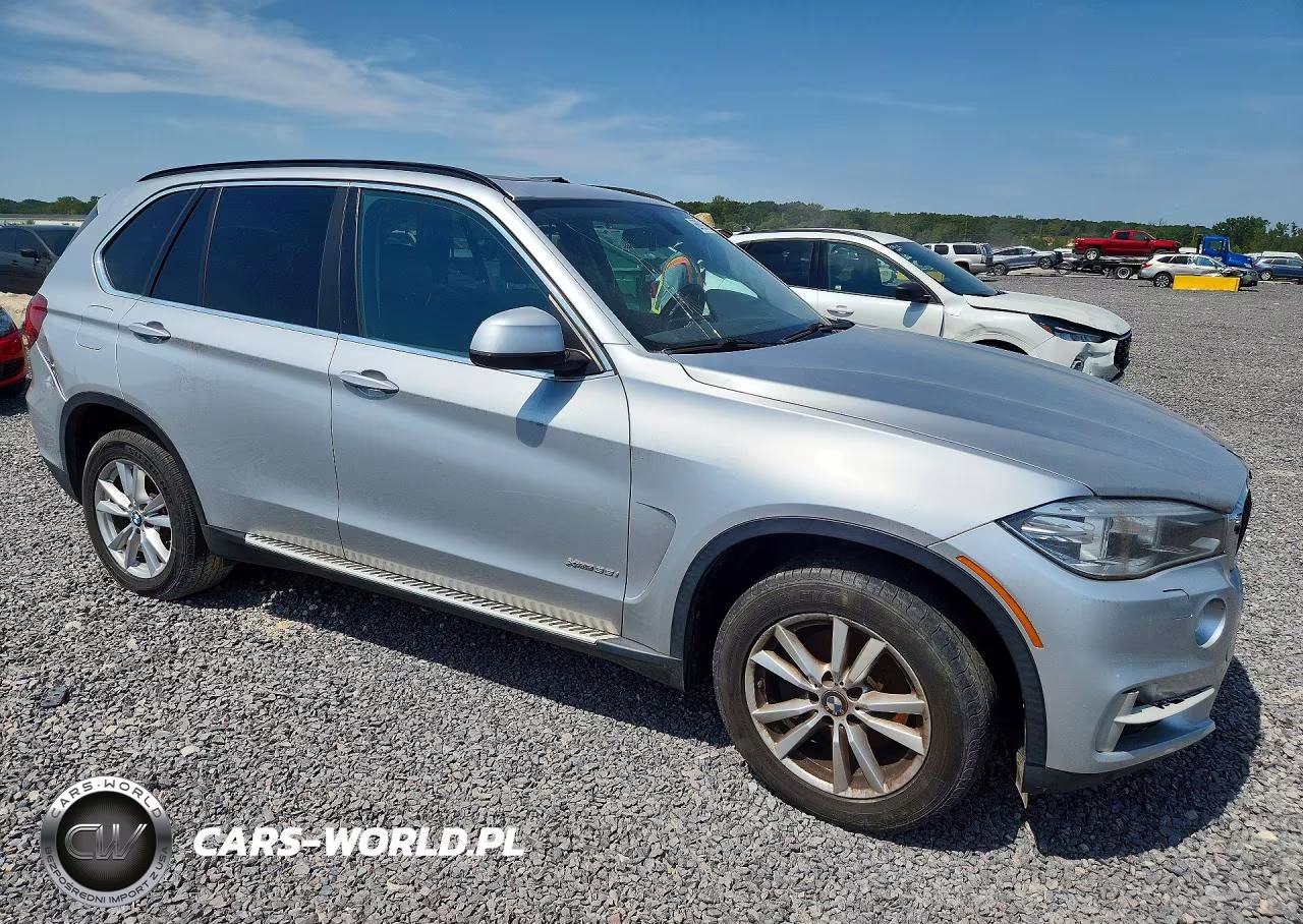 2015 BMW X5 xDrive35I VIN:5UXKR0C51F0K61201 - 4