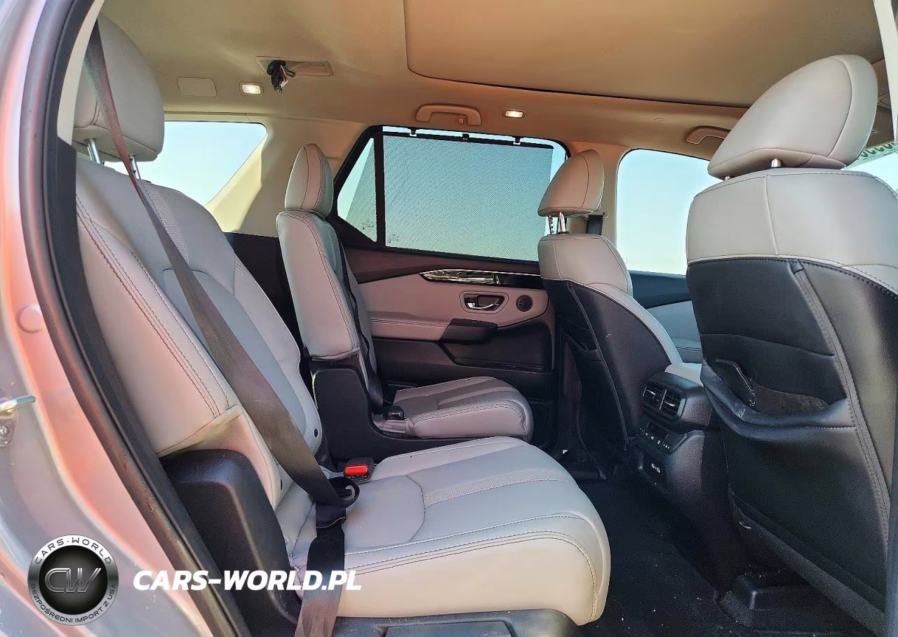 2023 Honda Pilot Touring VIN:5FNYG2H75PB009767 - 11