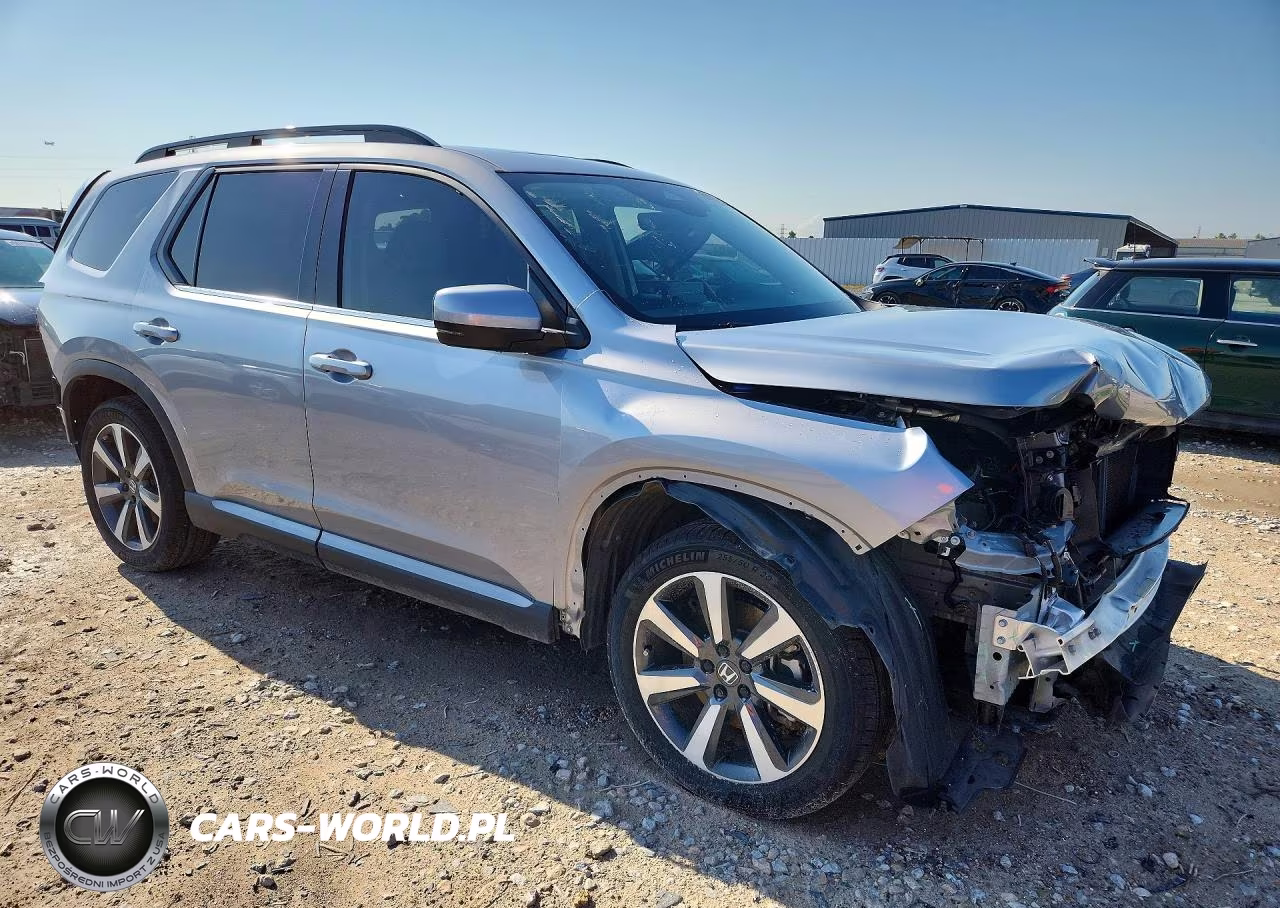 2023 Honda Pilot Touring VIN:5FNYG2H75PB009767 - 4