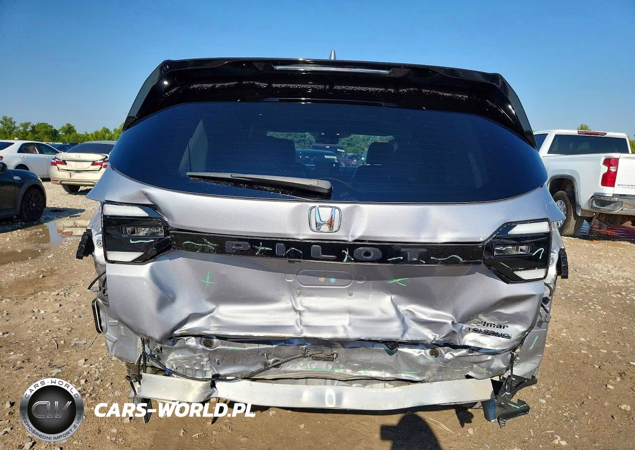 2023 Honda Pilot Touring VIN:5FNYG2H75PB009767 - 6