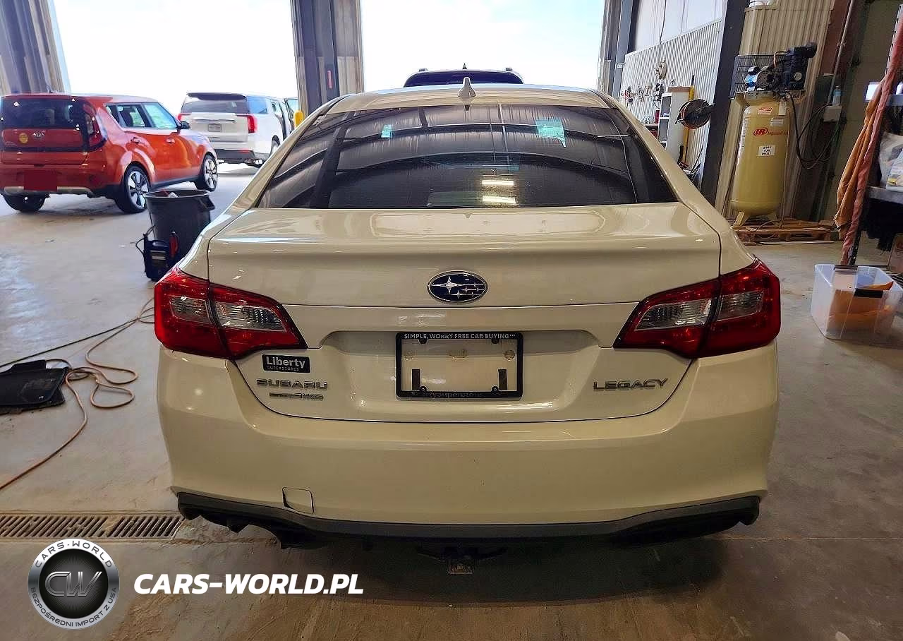 2018 Subaru Legacy 2.5I Premium VIN:4S3BNAF60J3042180 - 6