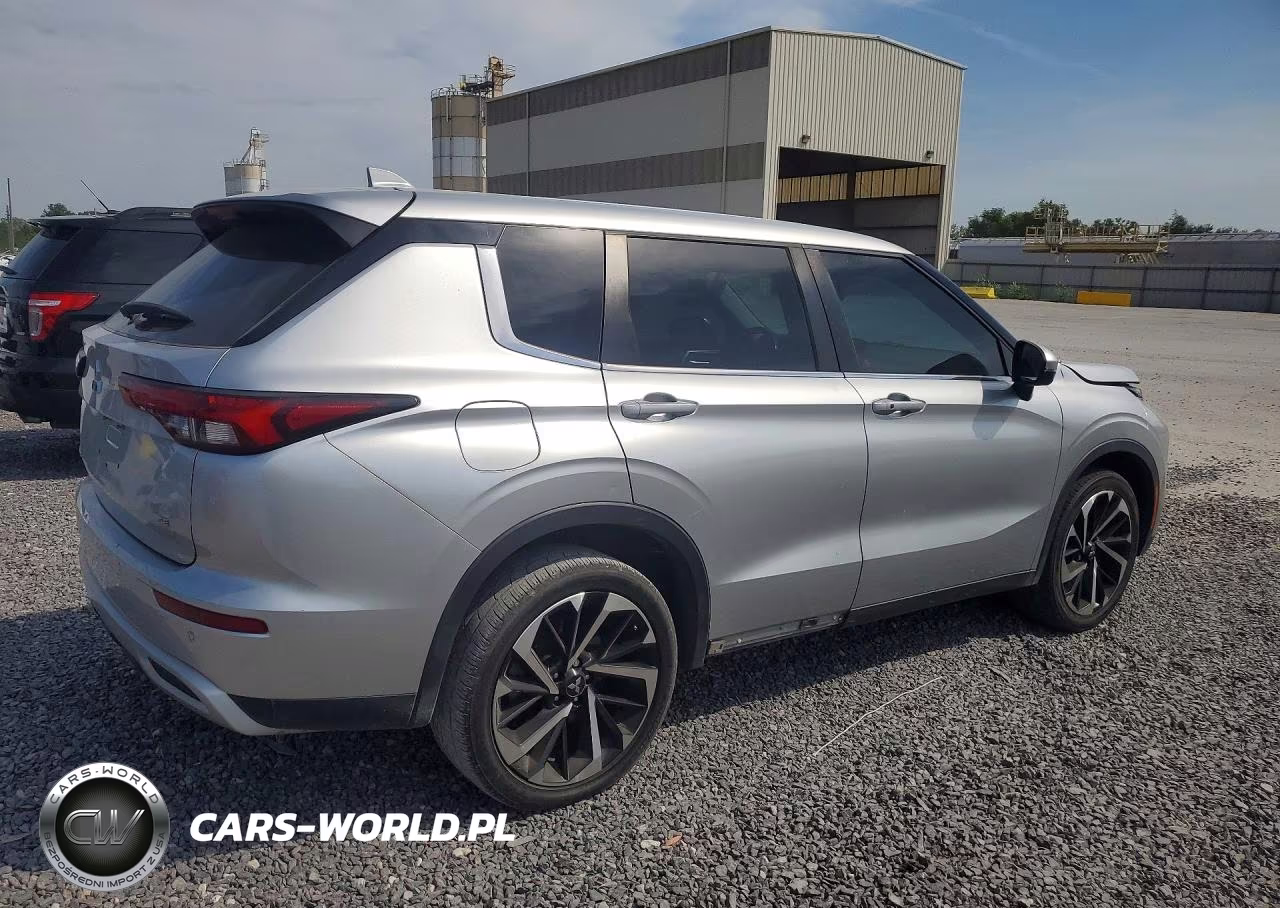 2022 Mitsubishi Outlander Se VIN:JA4J3UA83NZ023227 - 3