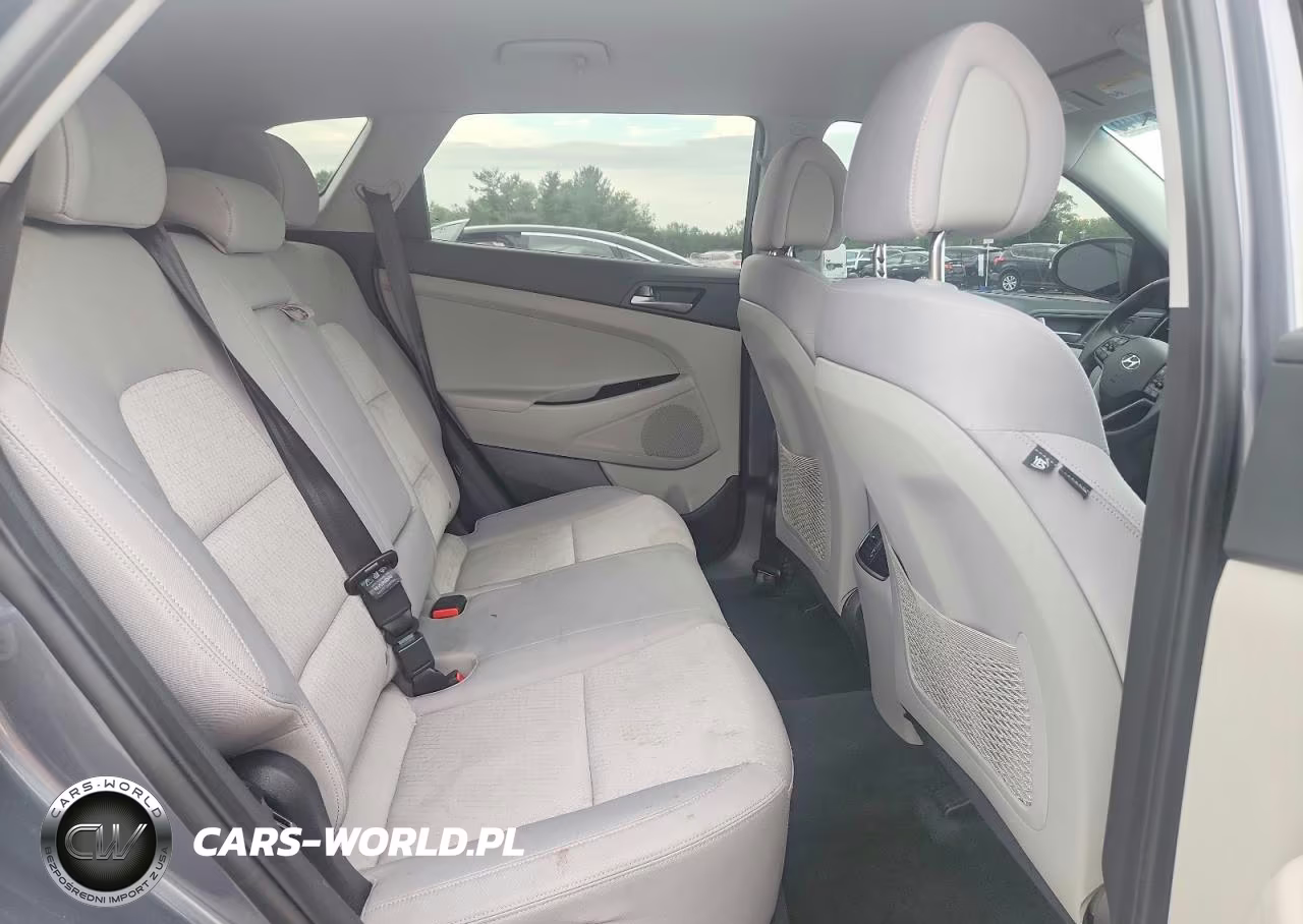 2017 Hyundai Tucson Sport VIN:KM8J3CA22HU265032 - 11