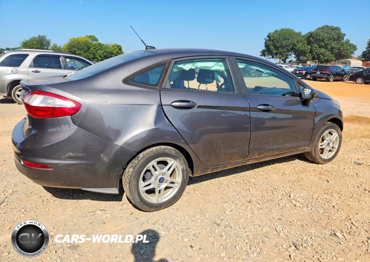 2018 Ford Fiesta Se VIN:3FADP4BJ1JM108139 - 3