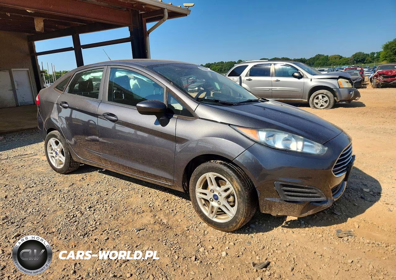 2018 Ford Fiesta Se VIN:3FADP4BJ1JM108139 - 4