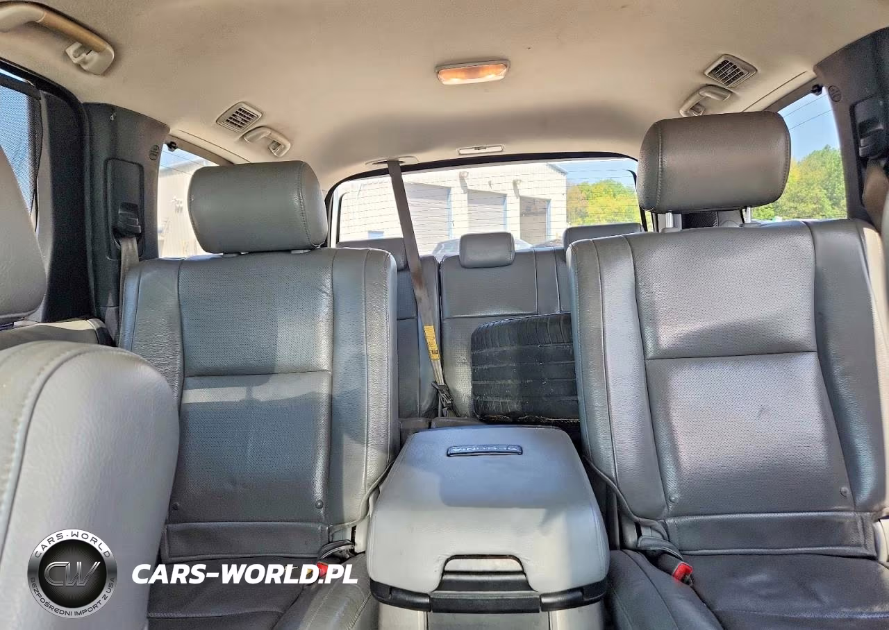 2010 Toyota Sequoia Platinum VIN:5TDYY5G17AS024592 - 10