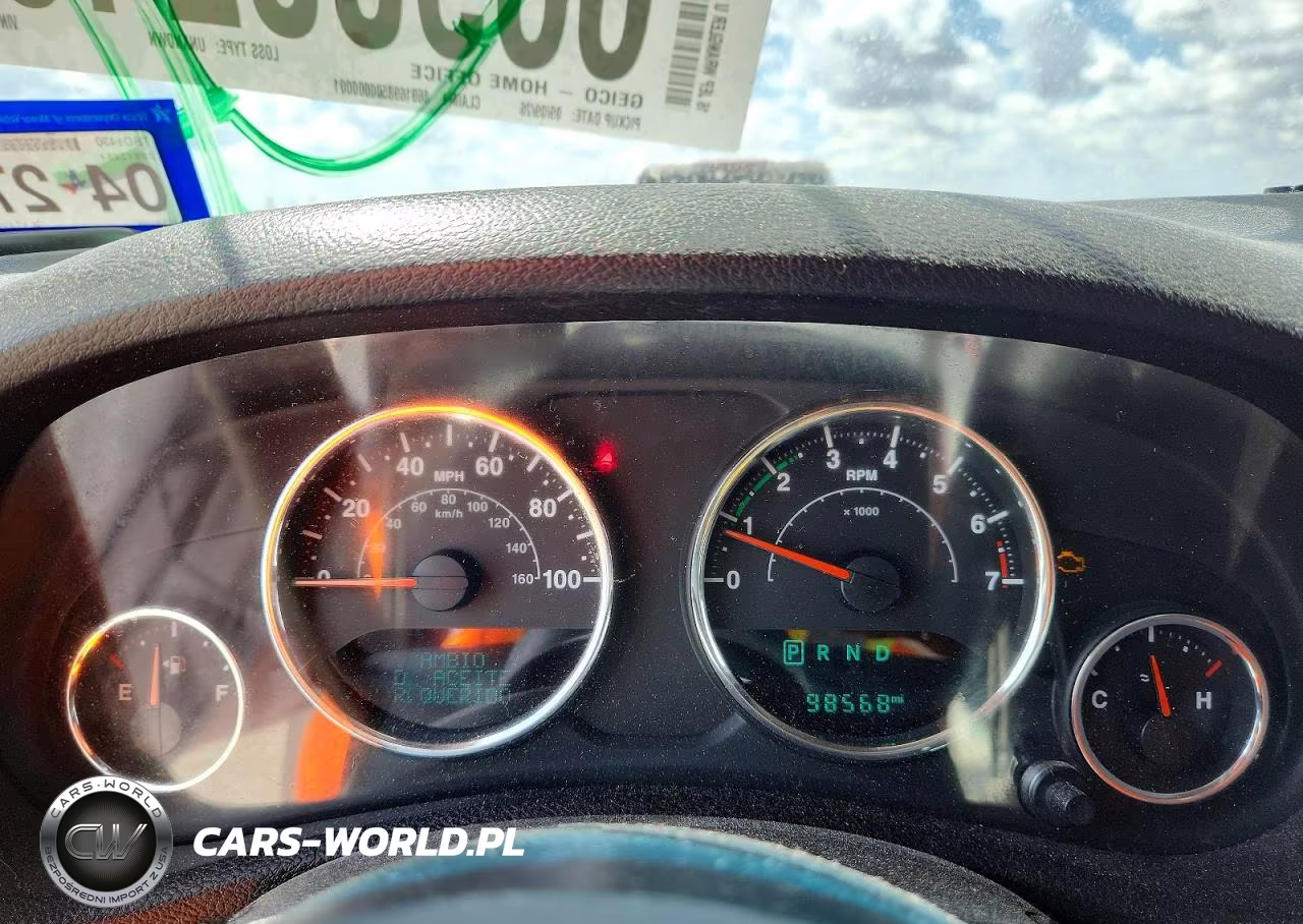 2016 Jeep Wrangler Unlimited Sport VIN:1C4BJWDG0GL174255 - 9