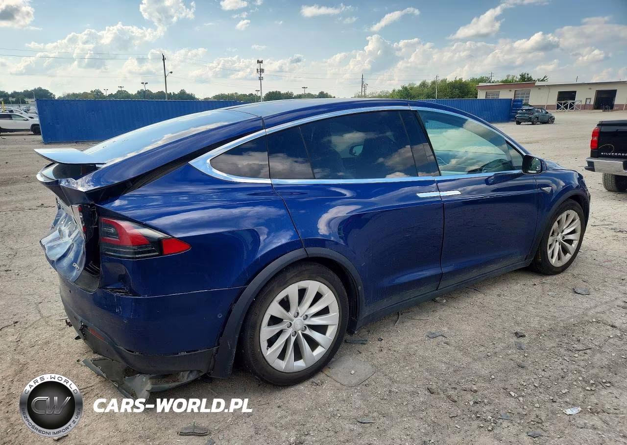 2016 Tesla Model X VIN:5YJXCAE23GF012967 - 3