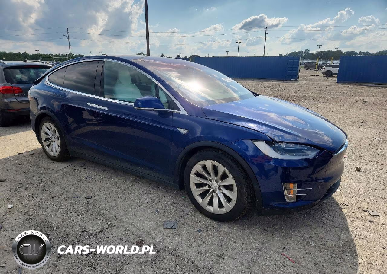 2016 Tesla Model X VIN:5YJXCAE23GF012967 - 4