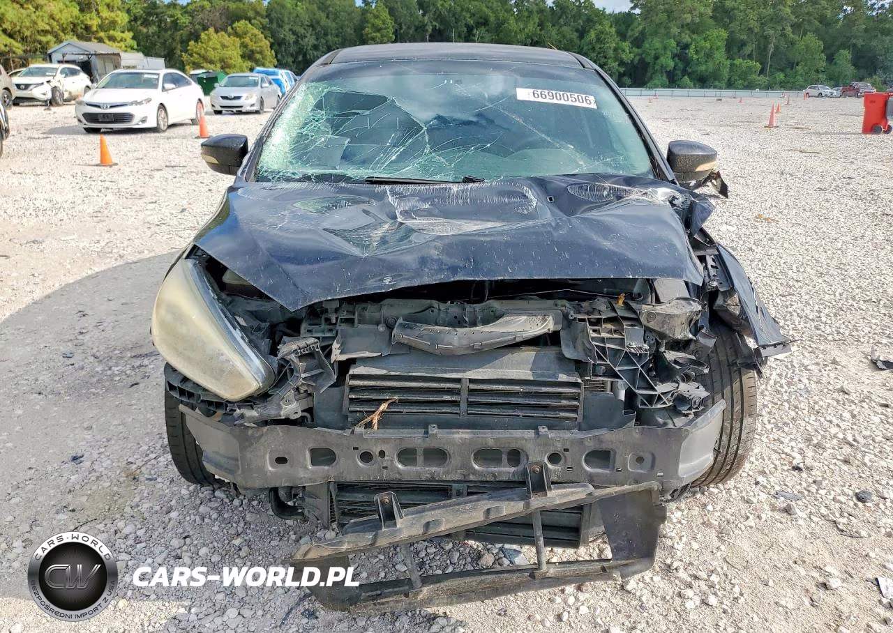 2016 Ford Focus Se VIN:1FADP3F25GL306097 - 5