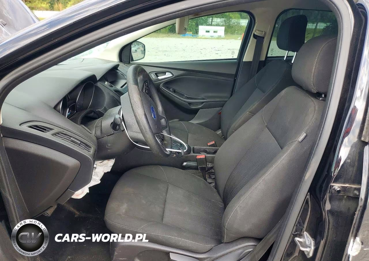 2016 Ford Focus Se VIN:1FADP3F25GL306097 - 7