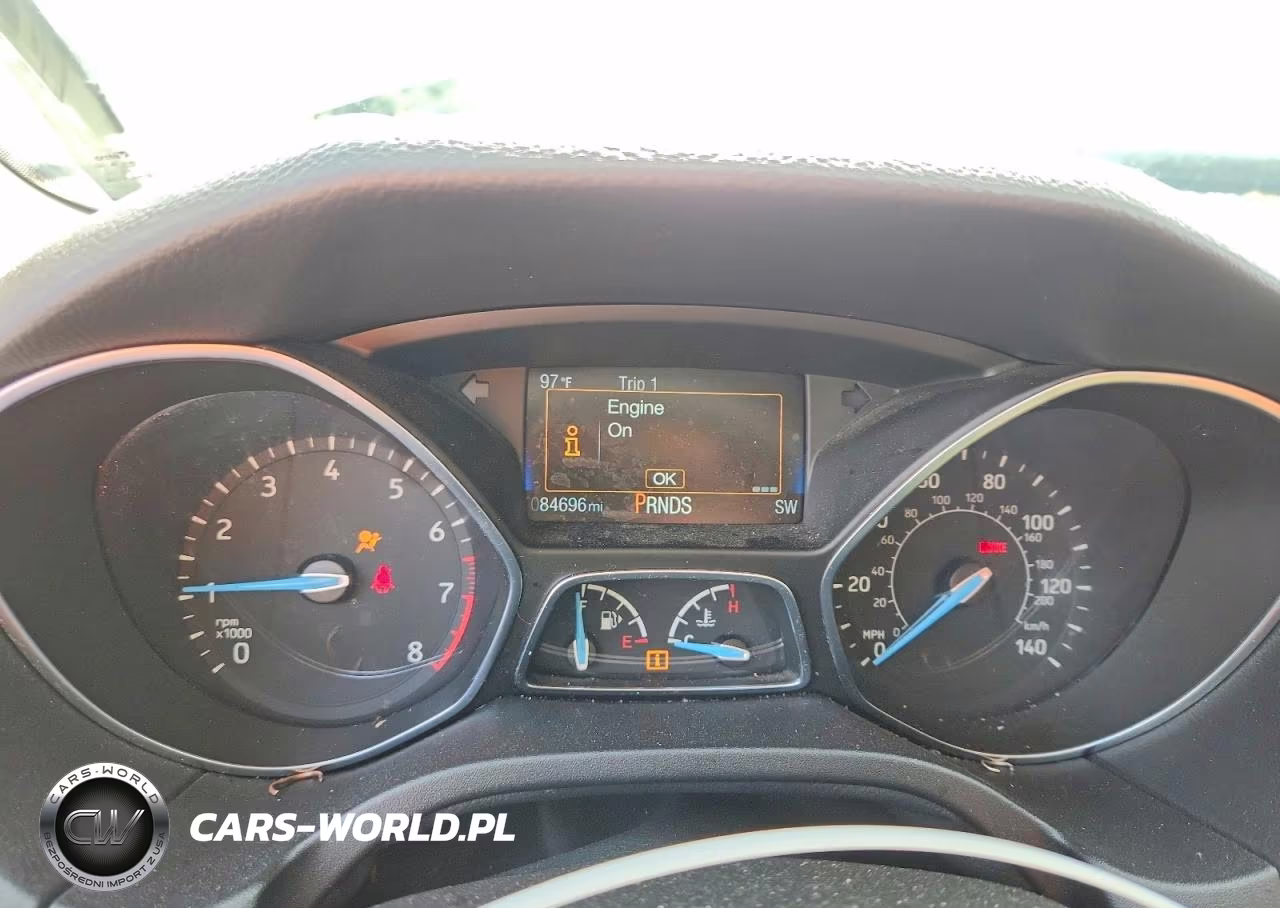 2018 Ford Focus Se VIN:1FADP3FE8JL322800 - 9