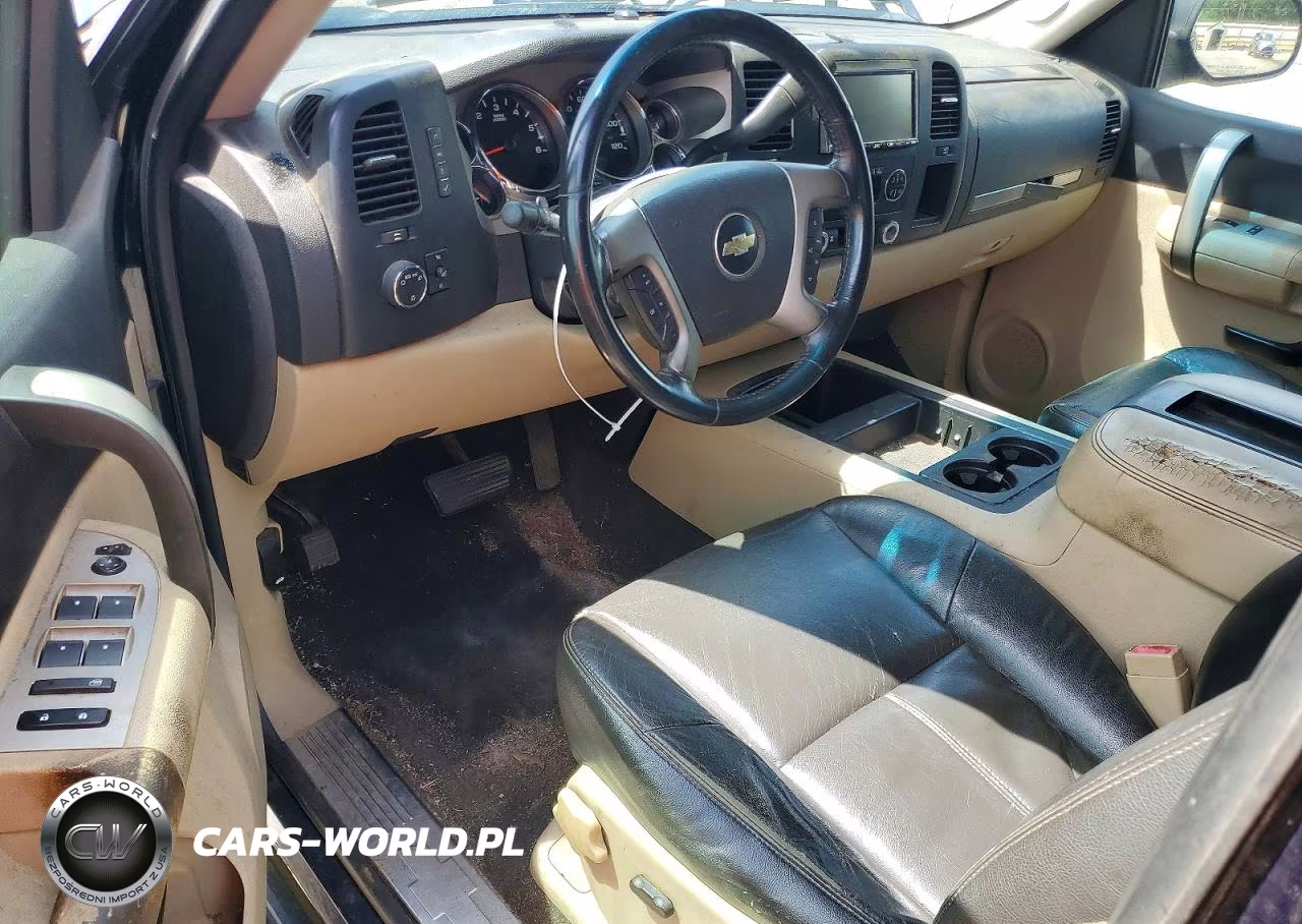 2008 Chevrolet Silverado C1500 VIN:2GCEC19Y081113247 - 8