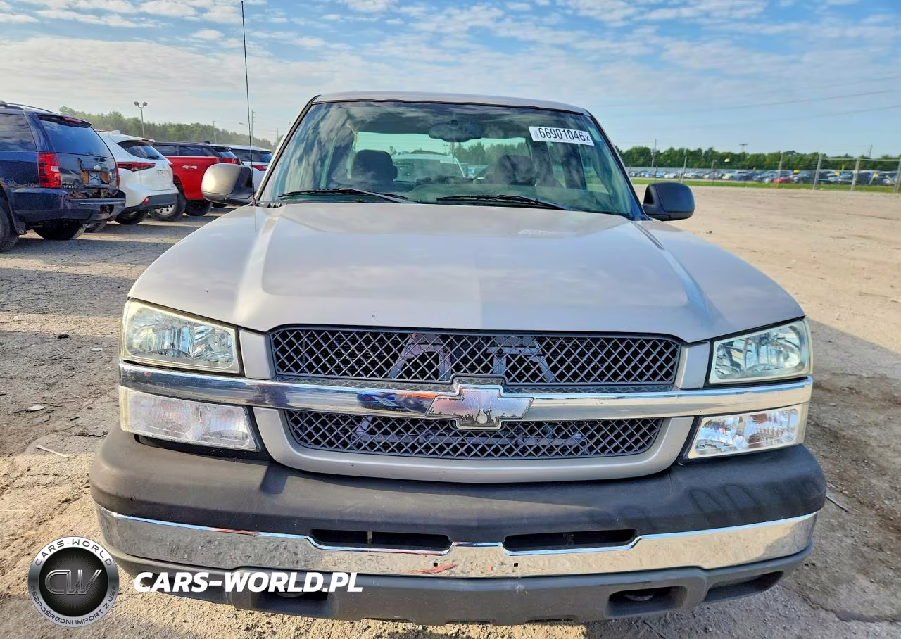 2005 Chevrolet Silverado C1500 VIN:2GCEC13T751249402 - 5