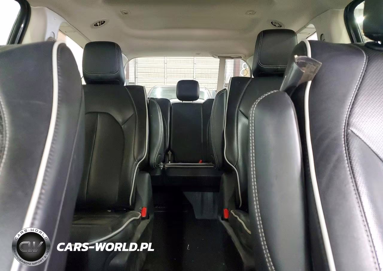 2023 Chrysler Pacifica Hybrid Limited VIN:2C4RC1S73PR592363 - 10