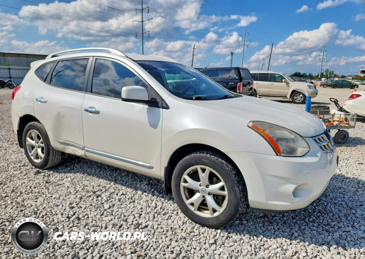 2011 Nissan Rogue S VIN:JN8AS5MV8BW266839 - 4