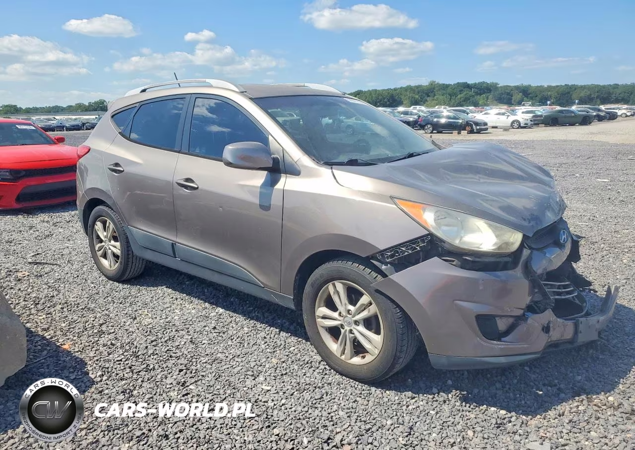 2011 Hyundai Tucson Gls VIN:KM8JU3AC4BU168928 - 4