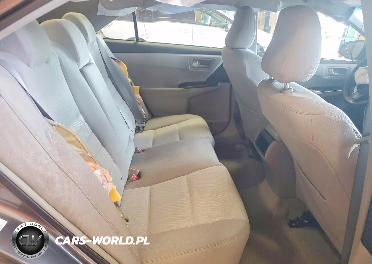 2015 Toyota Camry Le VIN:4T4BF1FK0FR461787 - 10