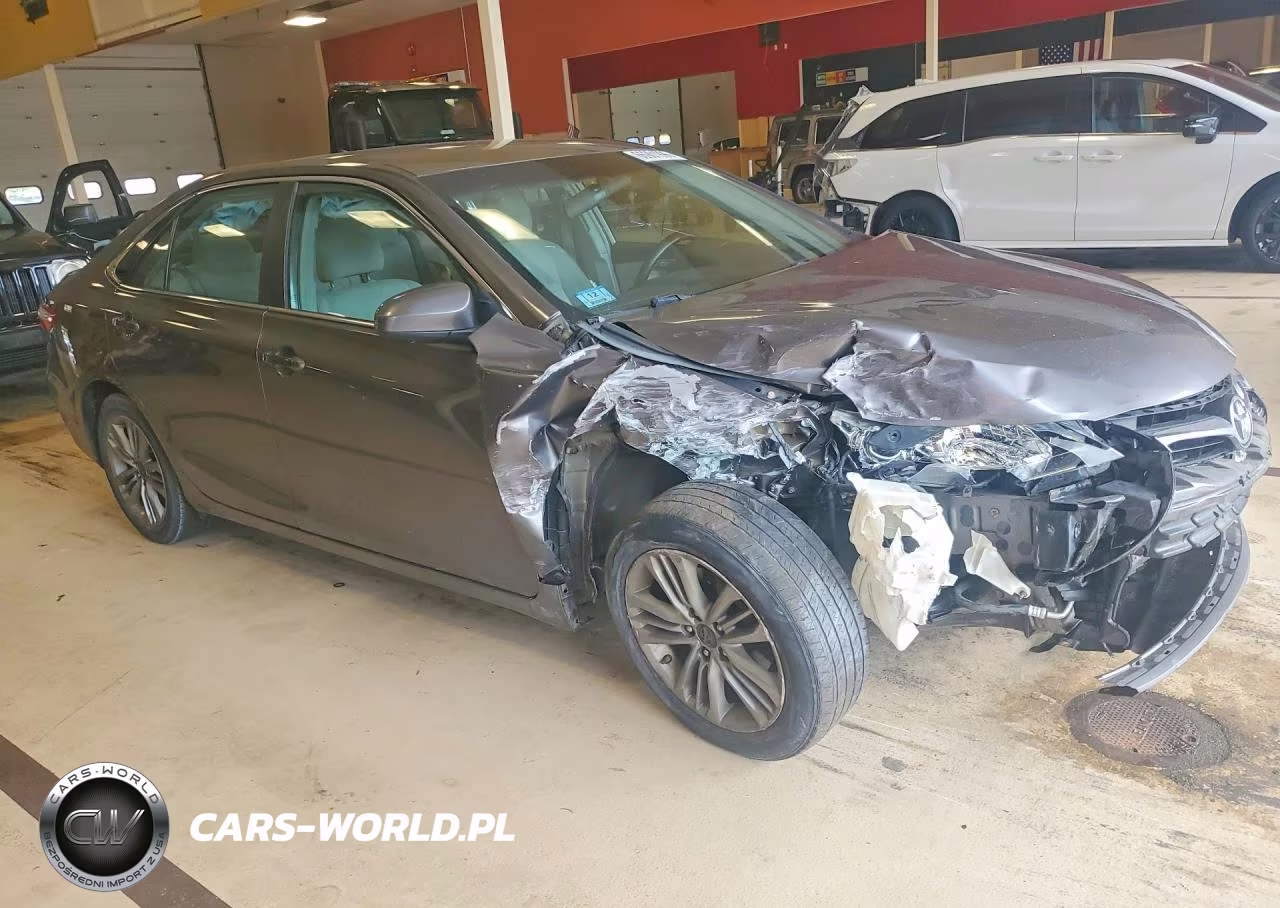 2015 Toyota Camry Le VIN:4T4BF1FK0FR461787 - 4