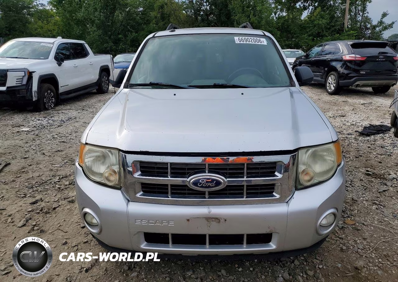 2011 Ford Escape Xlt VIN:1FMCU0D7XBKB36454 - 5