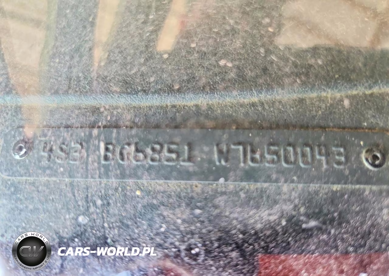 1998 Subaru Legacy 30Th Anniversary Outback VIN:4S3BG6851W7650043 - 12