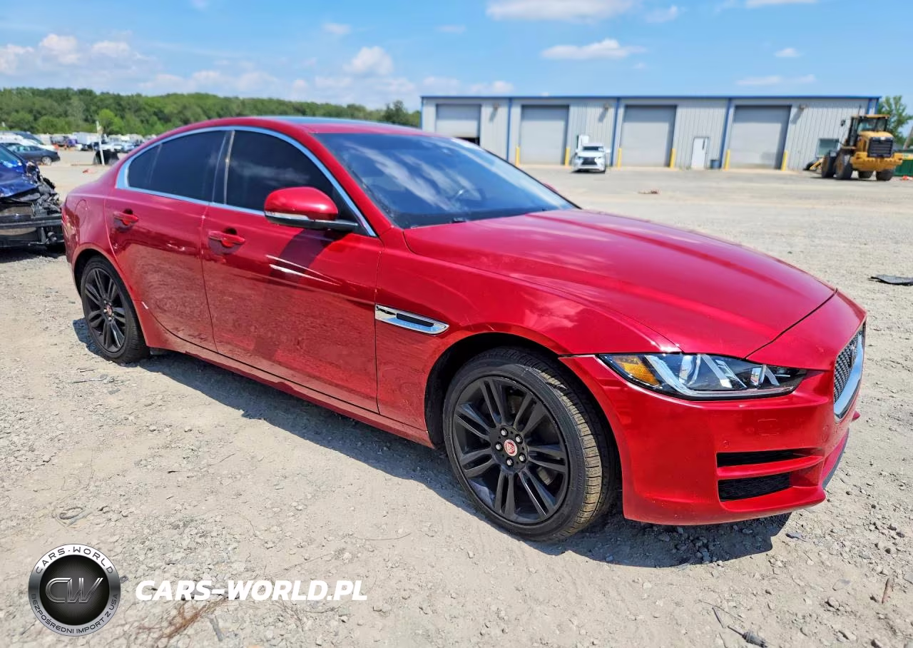 2017 Jaguar Xe Prestige VIN:SAJAK4BN8HA969745 - 4