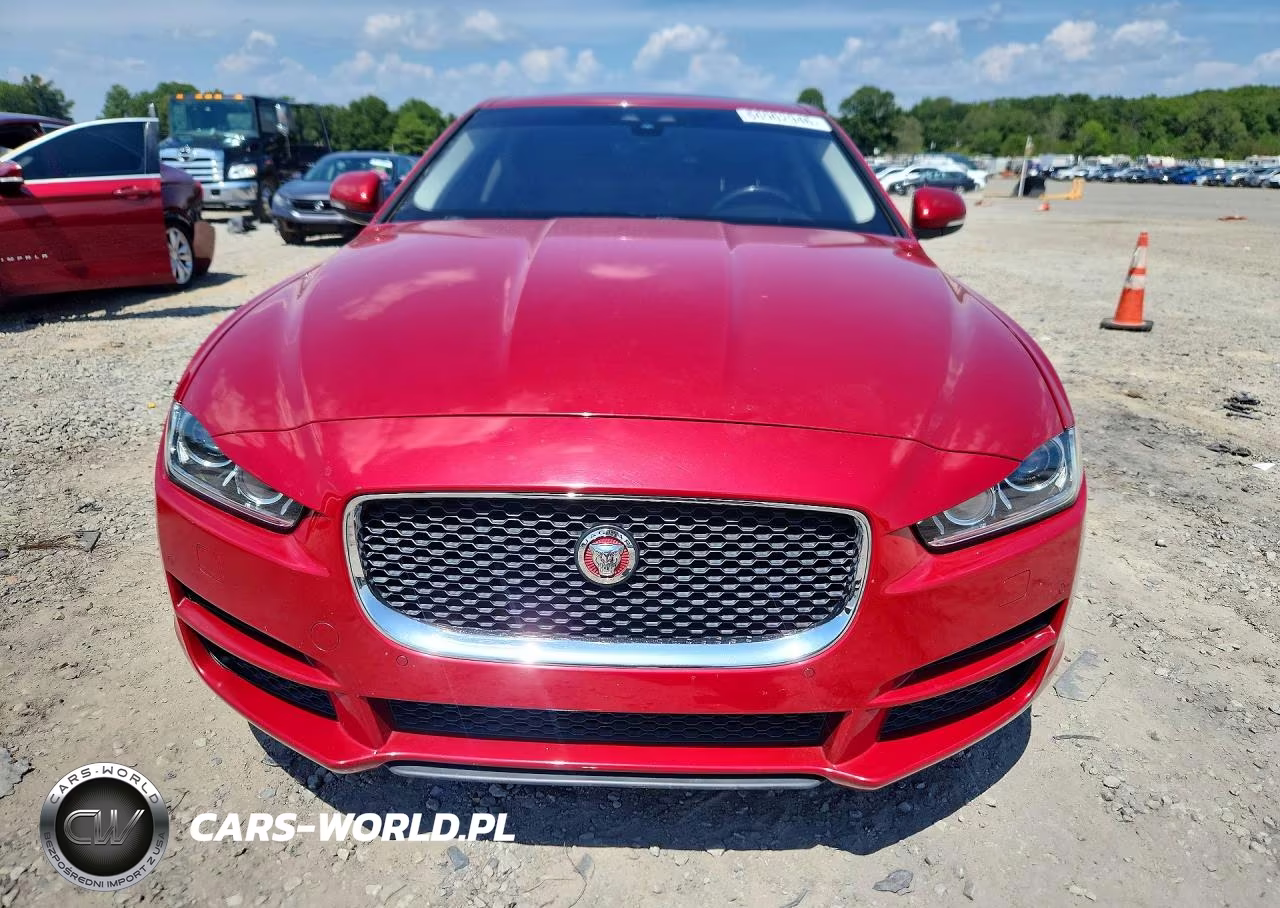 2017 Jaguar Xe Prestige VIN:SAJAK4BN8HA969745 - 5