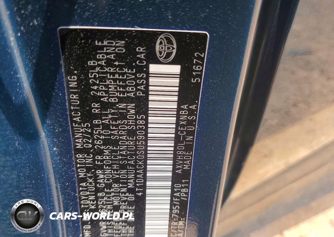 2025 Toyota Camry Le VIN:4T1DAACK0SU590385 - 13