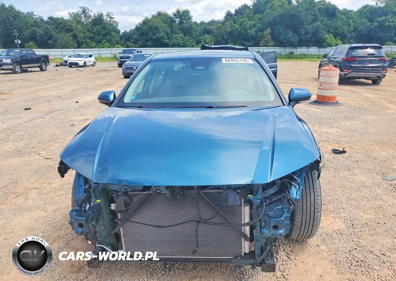 2025 Toyota Camry Le VIN:4T1DAACK0SU590385 - 5
