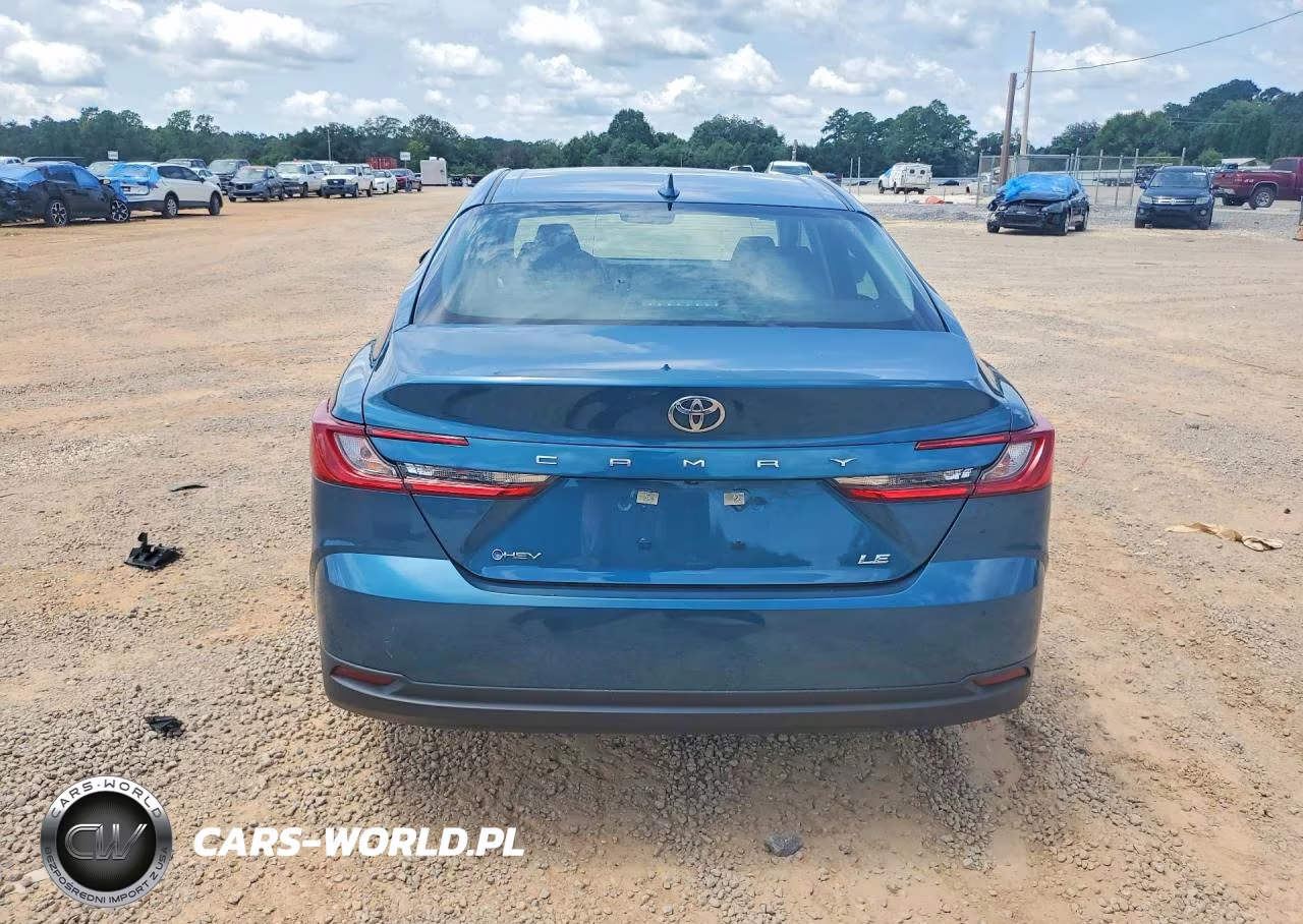 2025 Toyota Camry Le VIN:4T1DAACK0SU590385 - 6