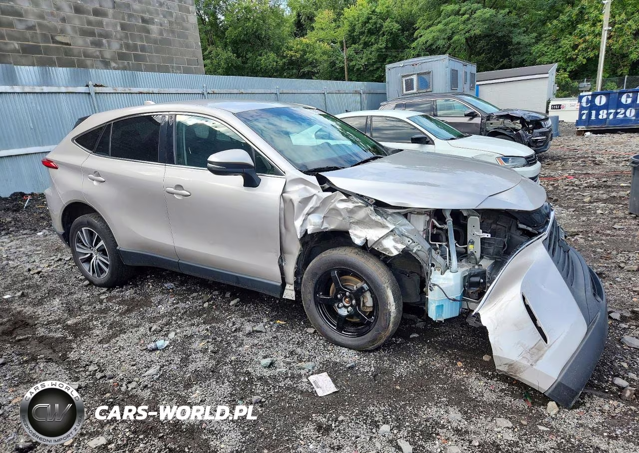 2023 Toyota Venza Le VIN:JTEAAAAH4PJ127569 - 4