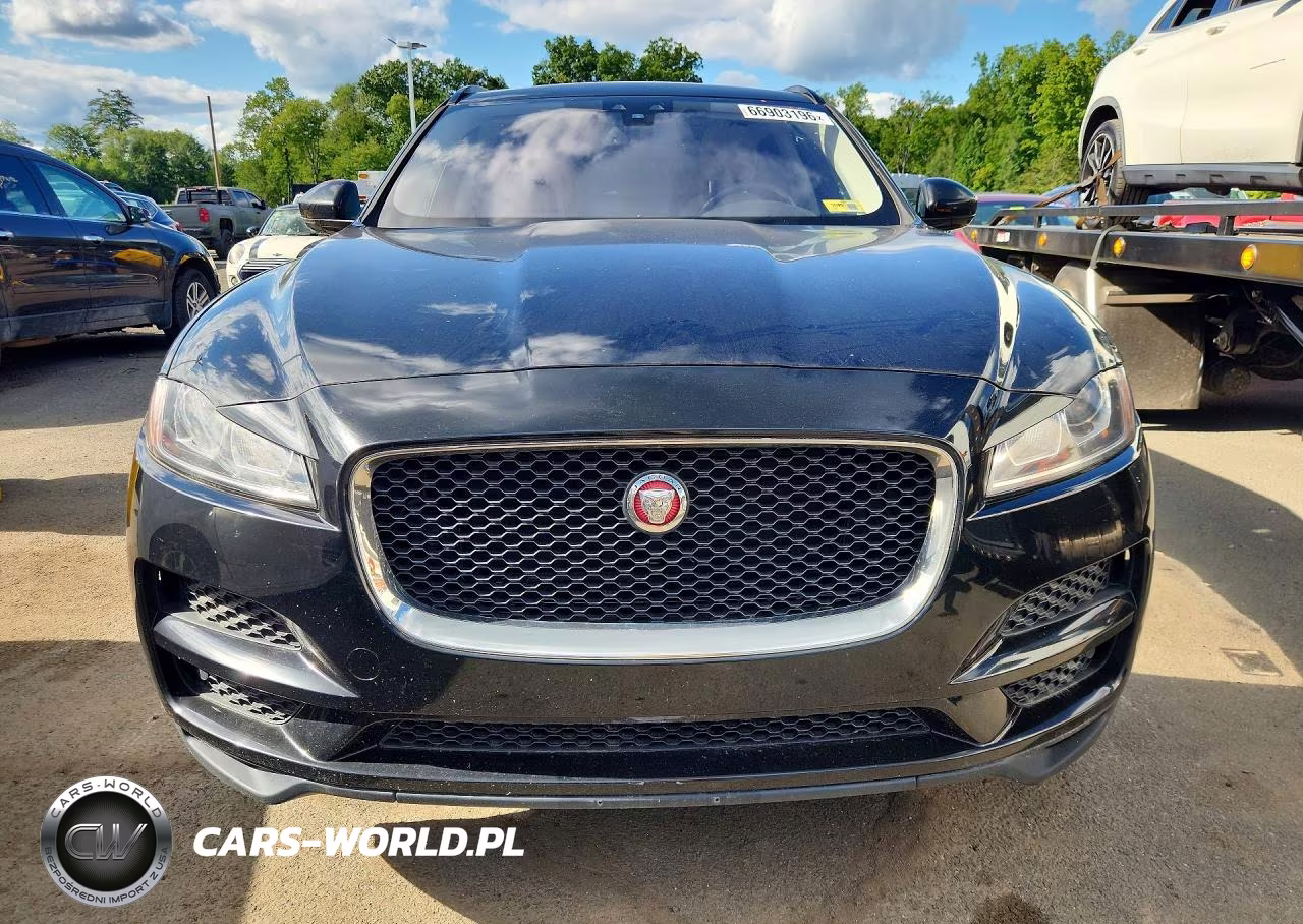 2018 Jaguar F-Pace Premium VIN:SADCJ2FNXJA294208 - 5
