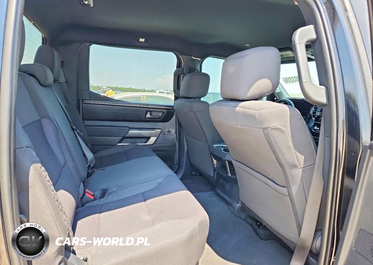 2026 Toyota Tundra Sr5 VIN:5TFLA5DB9TX383645 - 10