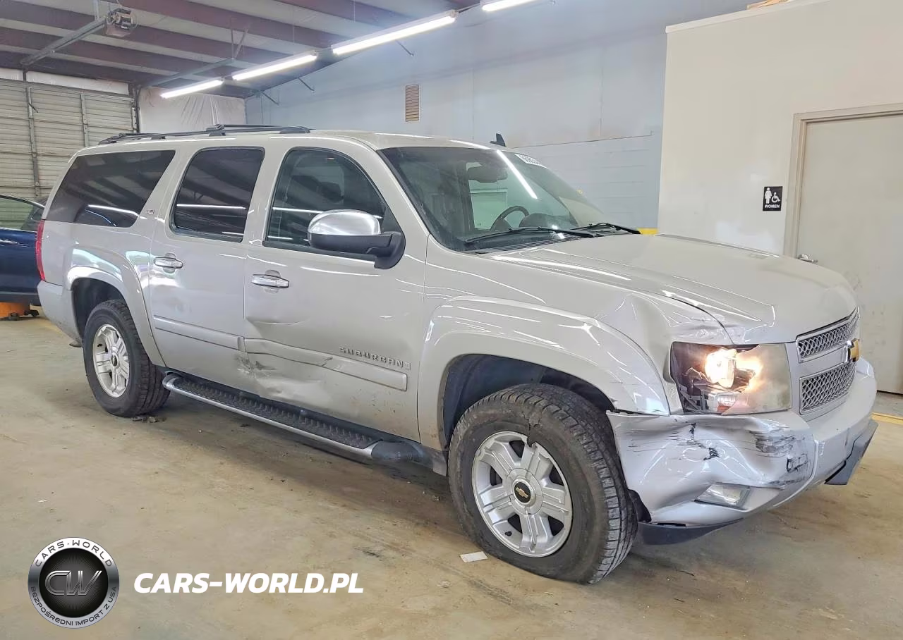 2008 Chevrolet Suburban K1500 Ls VIN:3GNFK16328G131733 - 4