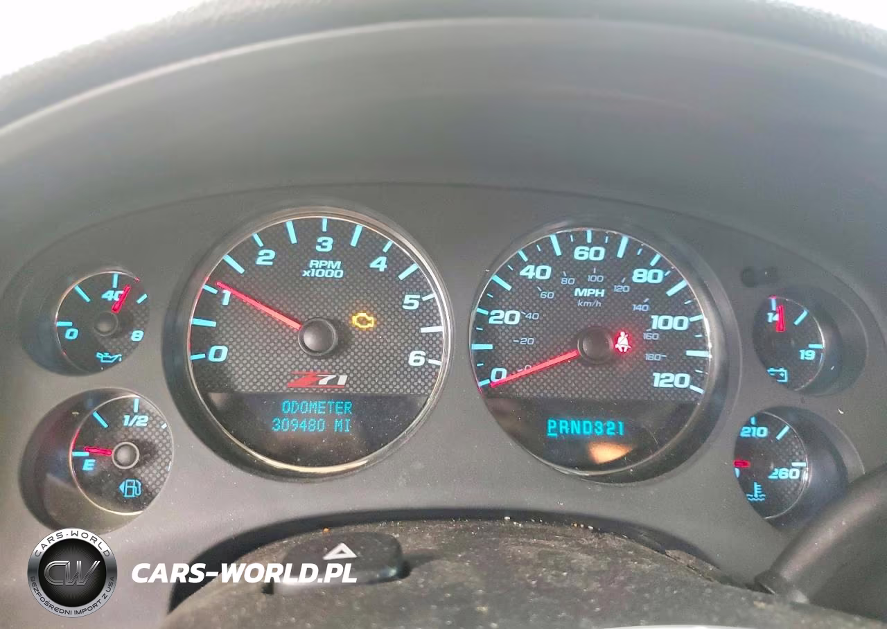 2008 Chevrolet Suburban K1500 Ls VIN:3GNFK16328G131733 - 9