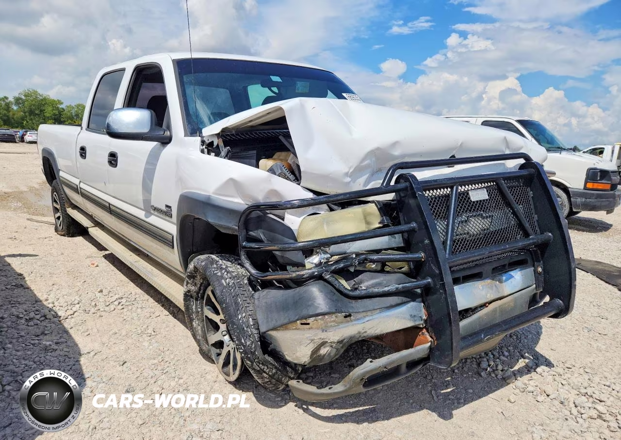 2002 Chevrolet Silverado C2500 Heavy Duty VIN:1GCHC23U72F236603 - 4